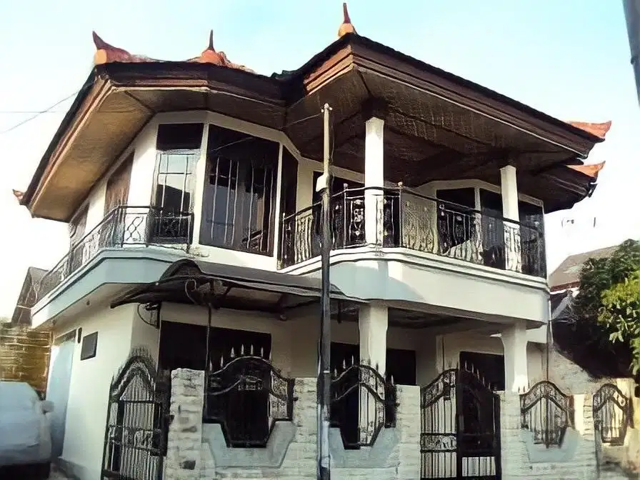 DISEWAKAN RUMAH TINGKAT DI DENPASAR