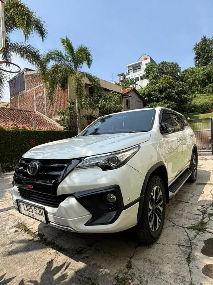 Toyota Fortuner vrz TRD 2018