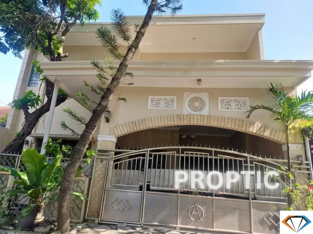 Rumah 3 Lantai Rungkut Surabaya - RM063APD