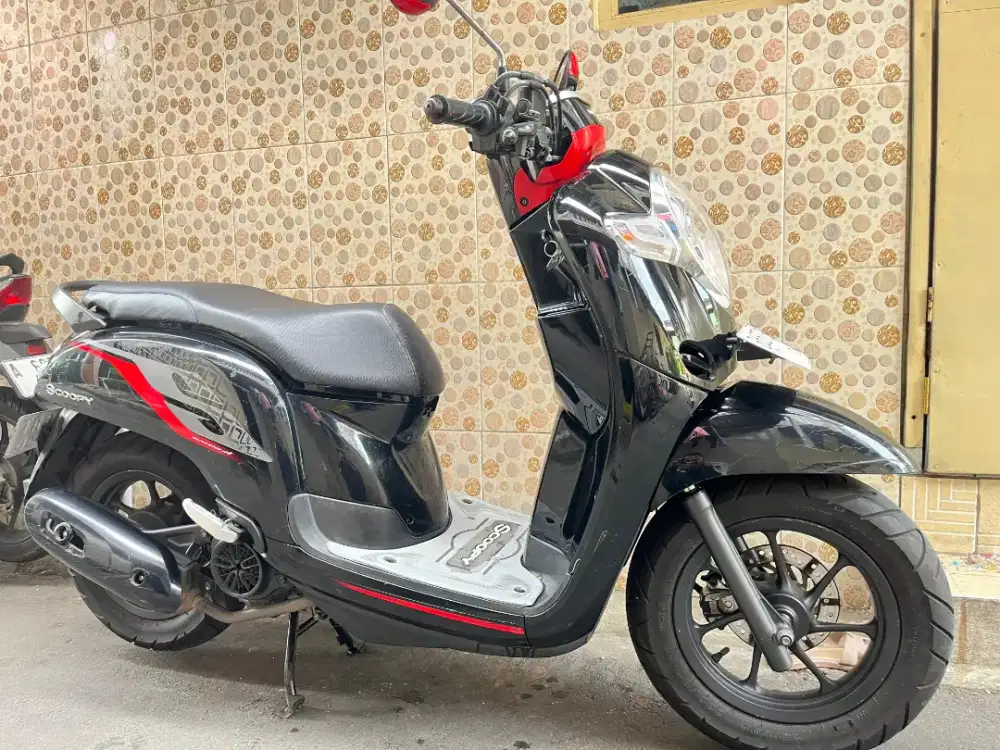 Bismillah di jual Motor scopy 2020 tangan pertama surat lengkap
