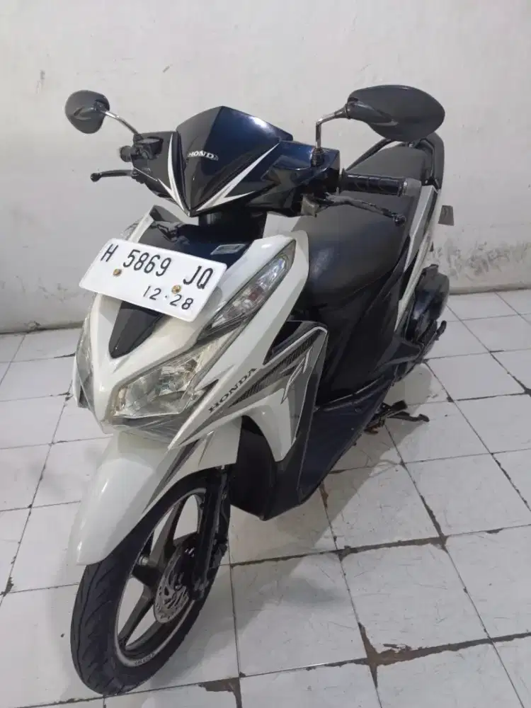 Vario 125 th 2013 putih