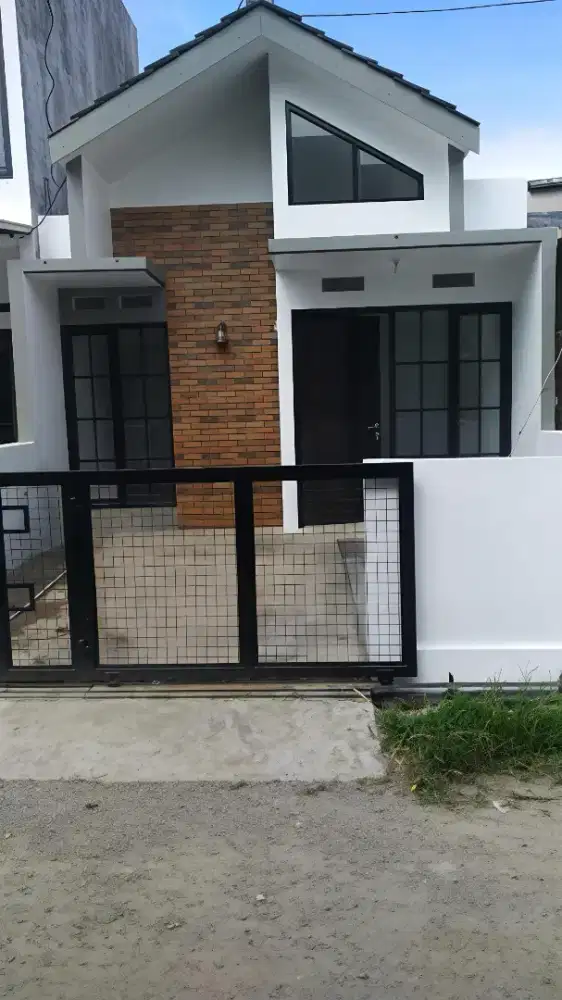 Rumah baru siap huni di komplek geologi Cisaranteun kulon arcamanik
