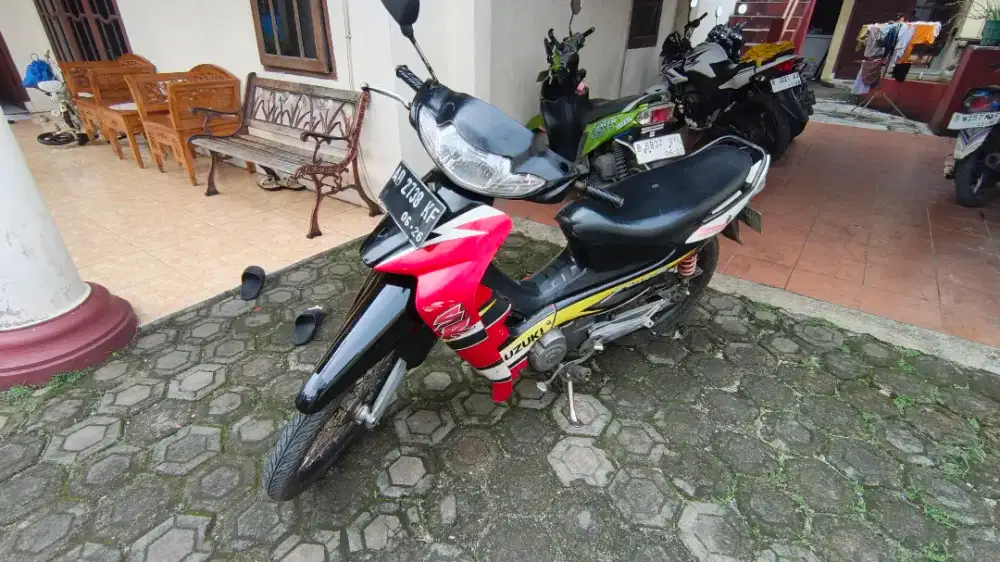 Jual Suzuki Smash 2006 kondisi oke punya