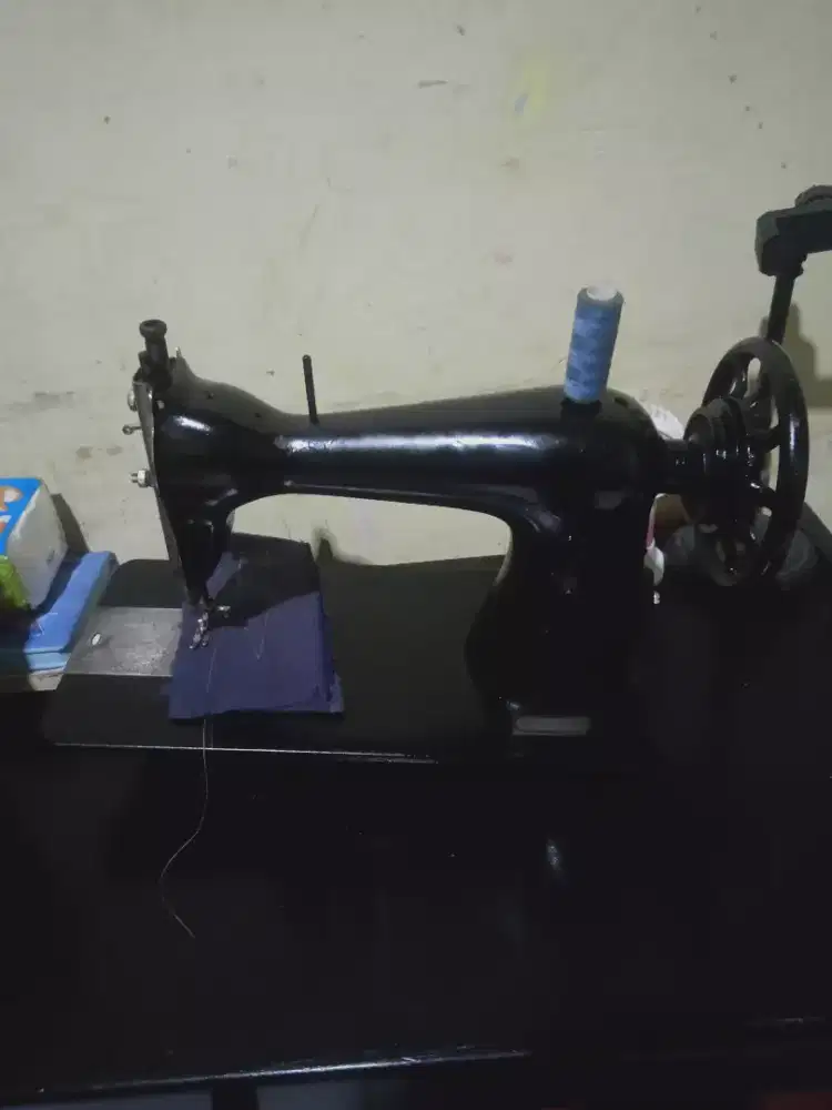 Kepala jahit kecil