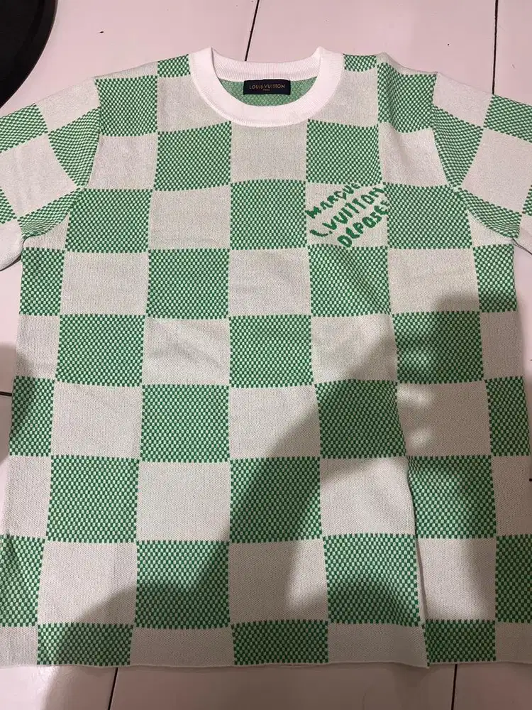 Kaos Luis vuiton green checkered patteren