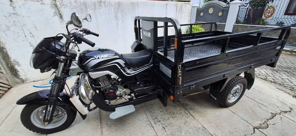 DIJUAL CEPAT VIAR 200CC V 20 RL M/T BENSIN