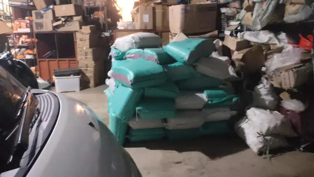 Dibuka lowongan pekerjaan untuk bagian gudang