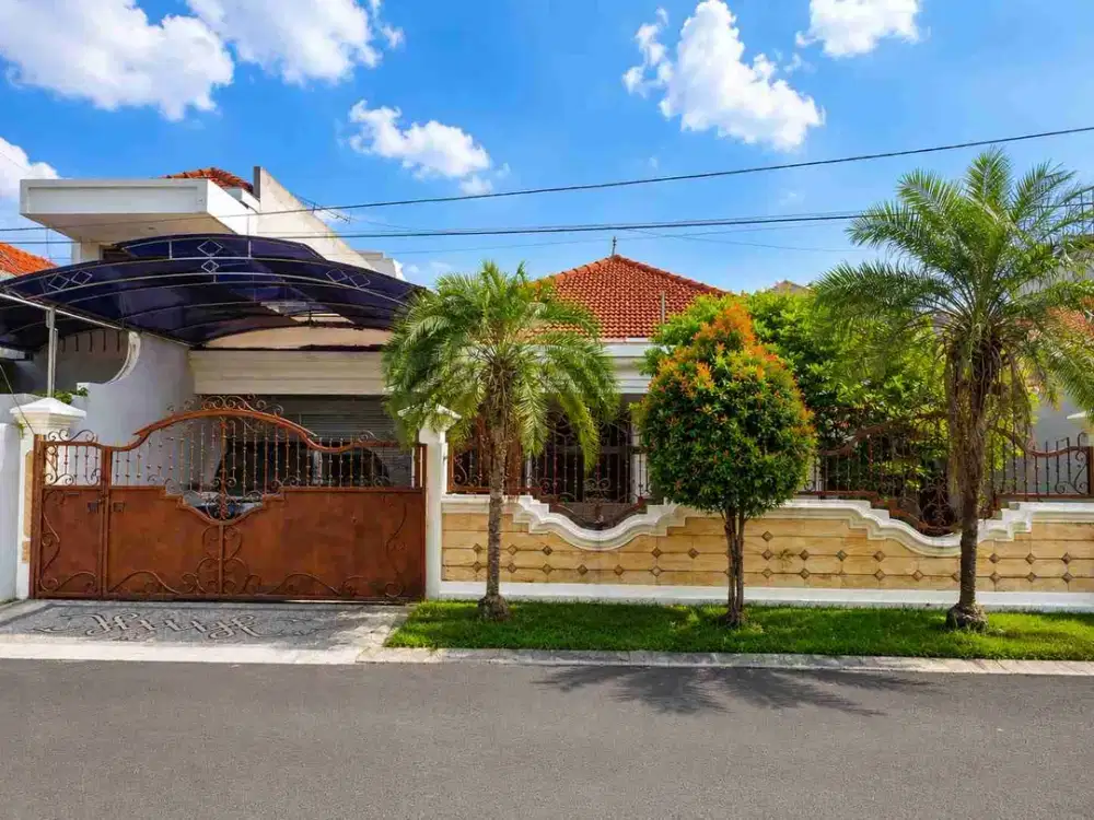 dijual rumah dharmahusada indah utara surabaya