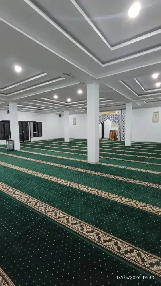Karpet Masjid Roll Murah Solo – Tebal & Elegan