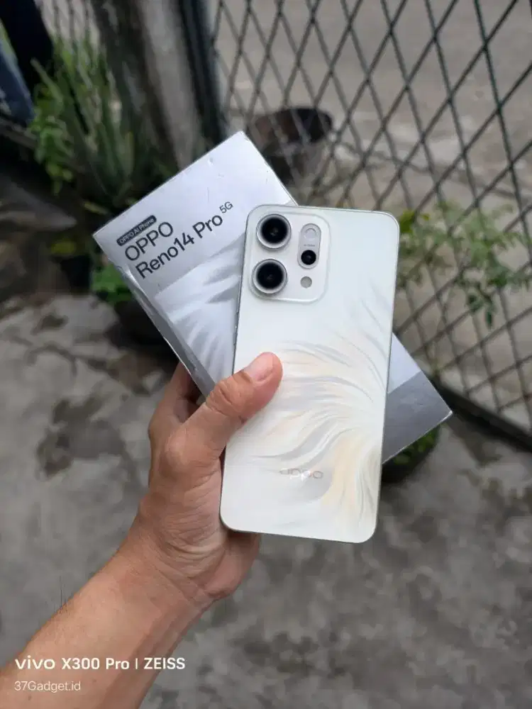 Oppo Reno 14 Pro 5G 12/512 Garansi Resmi April 2027