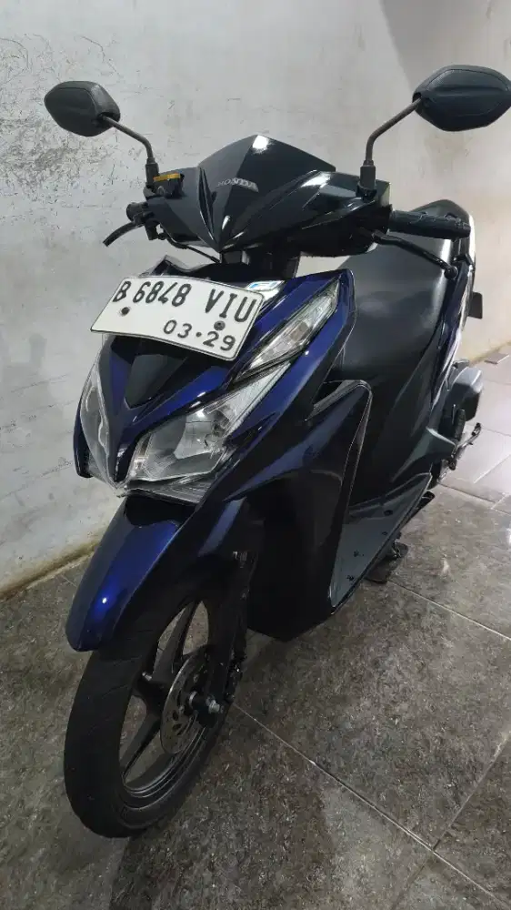 JUAL HONDA VARIO 125 KZR 2014 KM 42 RB