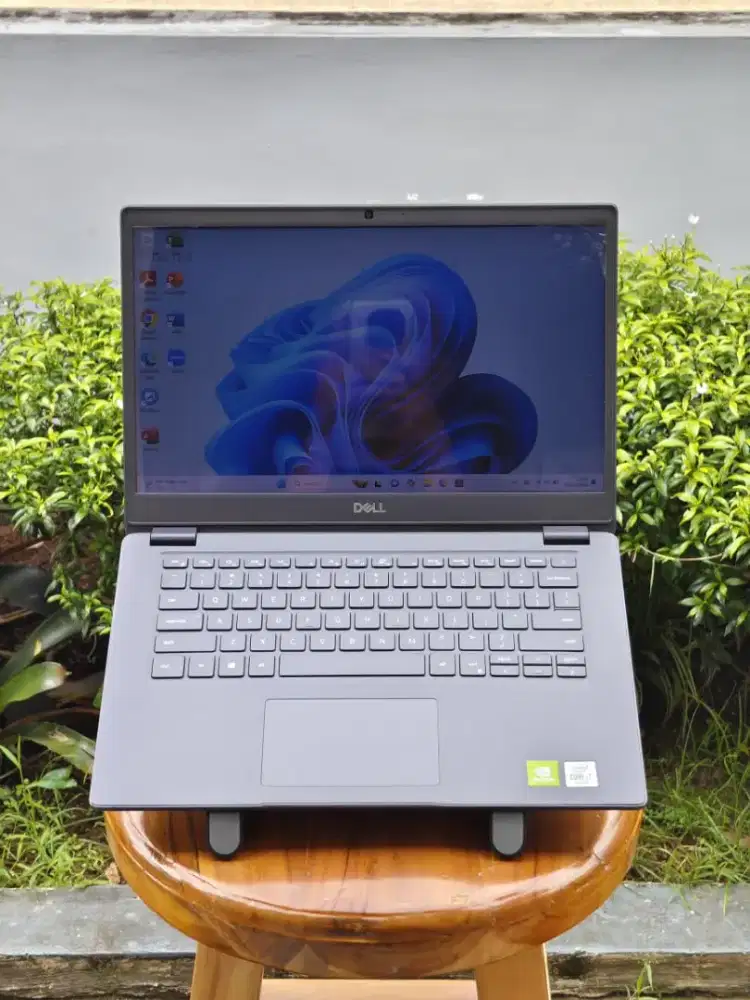 Laptop dell latitude 3410 core i7 gen 10 Ram 16gb Ssd 256 siap pakai
