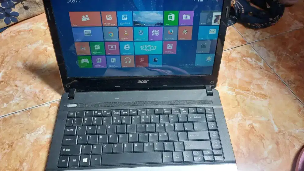 DIJUAL LAPTOP ACER ASPIRE E1-431