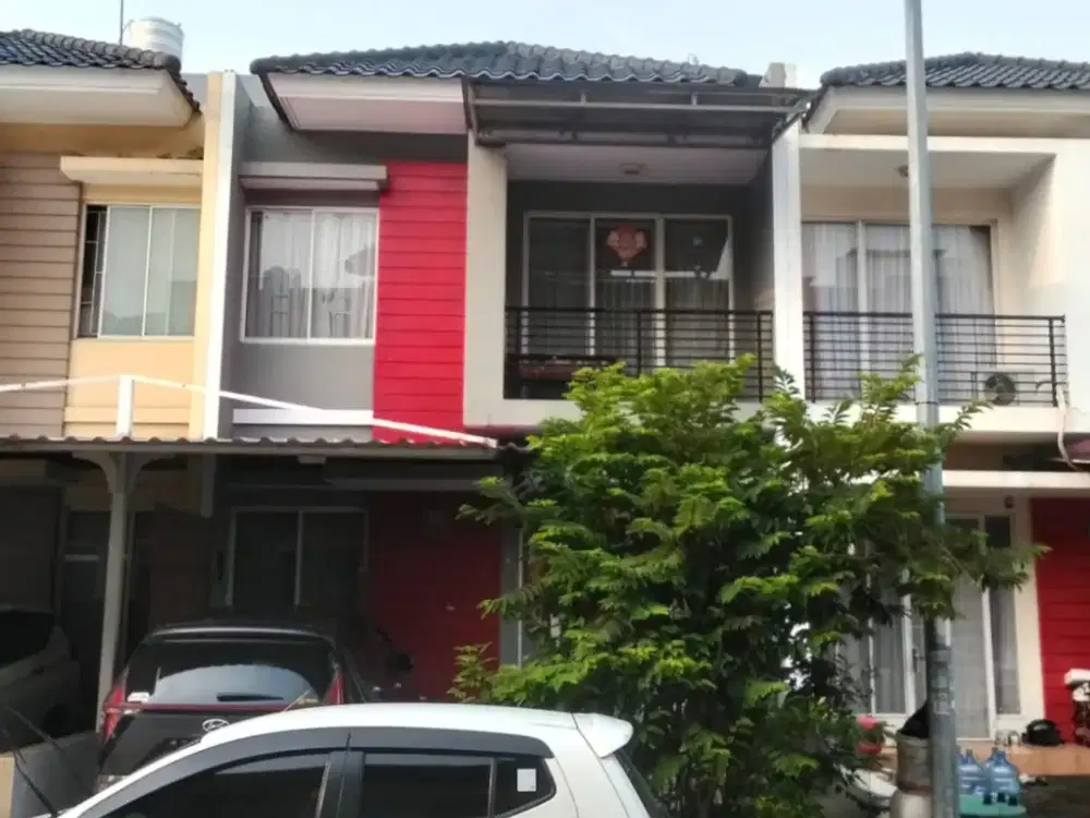 Dijual Rumah Golf Lake Cluster San Lorenzo Hadap Utara