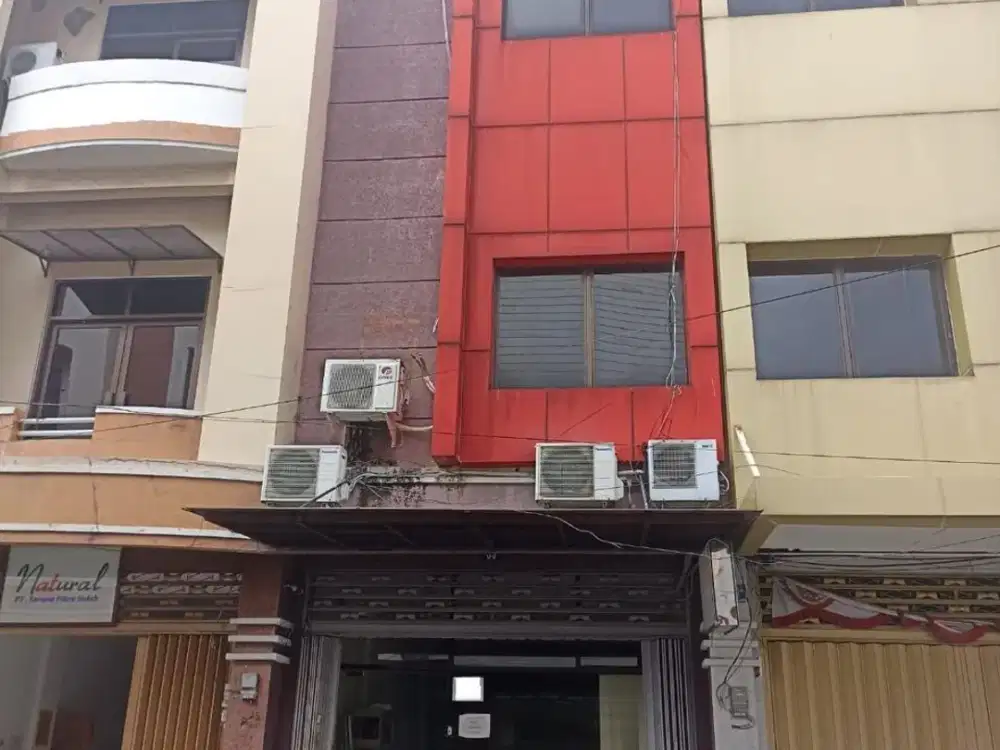 Ruko Klampis Full Furnished 3 Lantai Lokasi Tengah Kota Surabaya