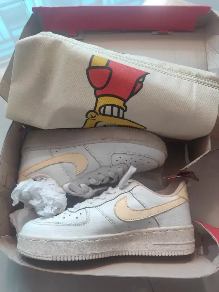 Nike woman shoes