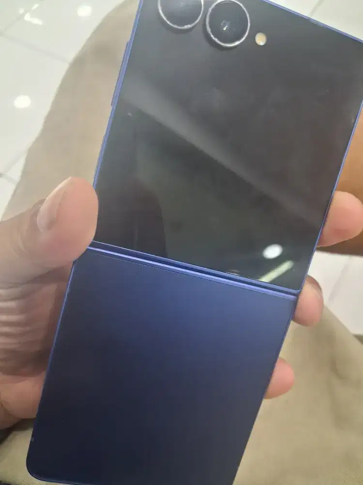 Samsung flip 7 lengkap 12/256
