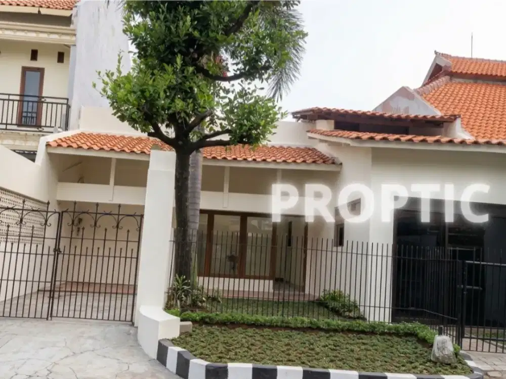 Rumah 1.5 Lantai Rungkut Surabaya – RM094APD