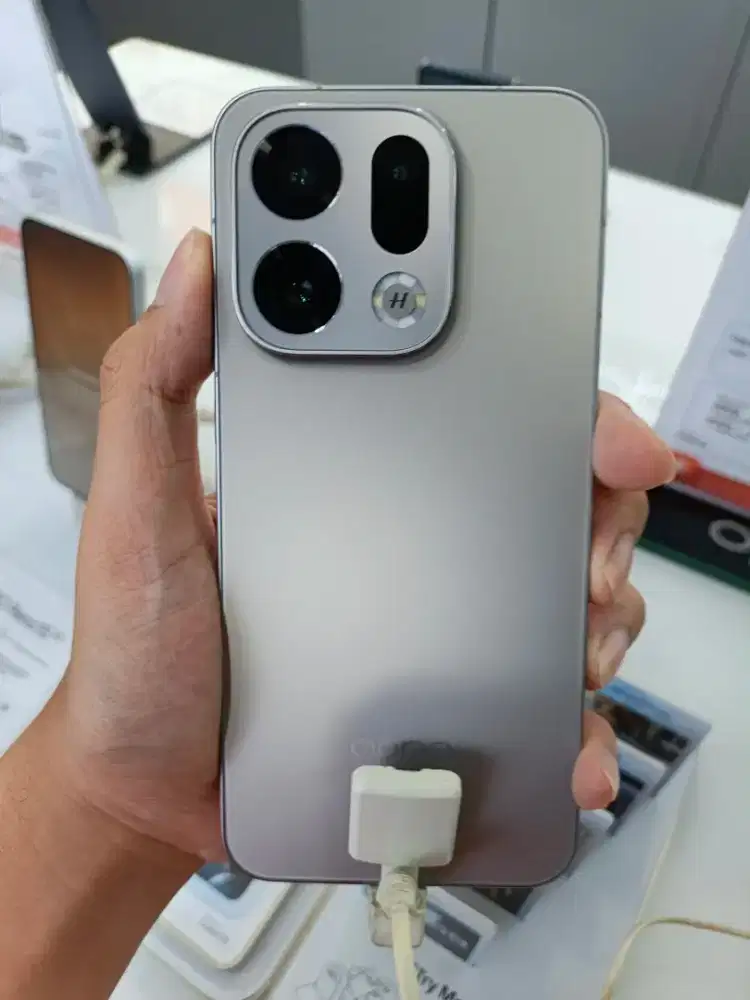 OPPO FIND X9 12/256