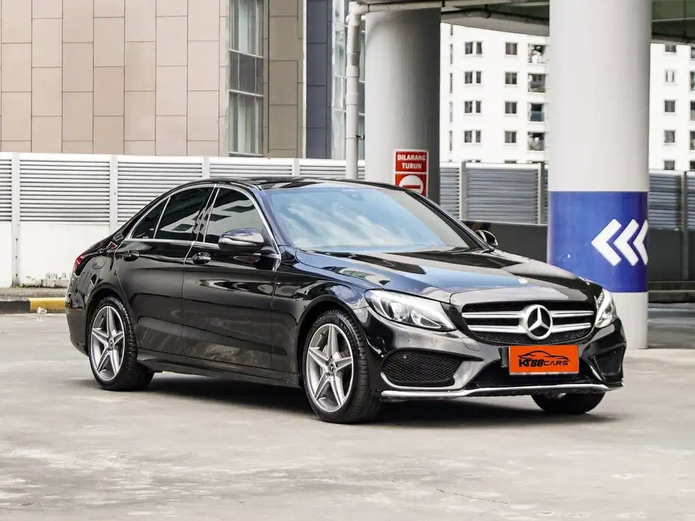 Mercedes Benz C200 AMG Line 2.0 2018 pemakaian 2019 hitam matic