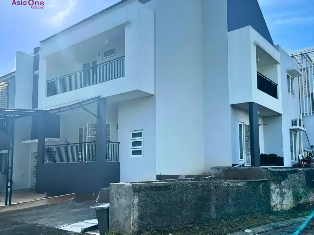 Disewa Rumah Megah Modern Siap Huni di Raffles Hills Cibubur