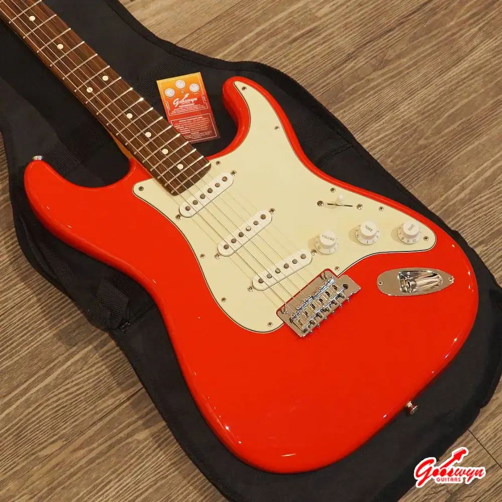 Fender Japan Hybrid II Stratocaster Modena Red 2021