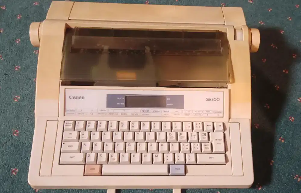 Mesin Tik listrik ( merk canon)