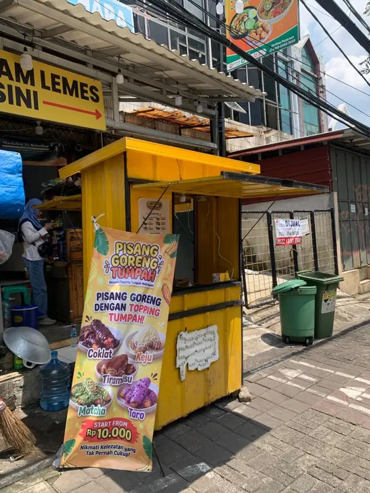 Stand besi full besi masih baguss ,cat warna masih baguss