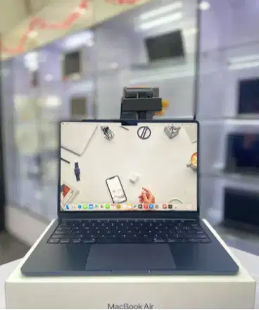 MACBOOK AIR 2024 13 M3 16/256 MIDNIGHT FULLSET
