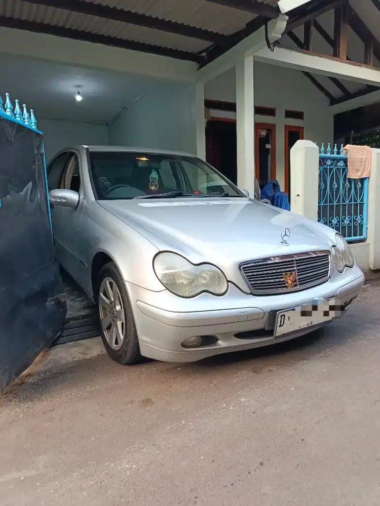 MERCEDES BENZ W203 C180 AT TERAWAT ANTIK LOW KM
