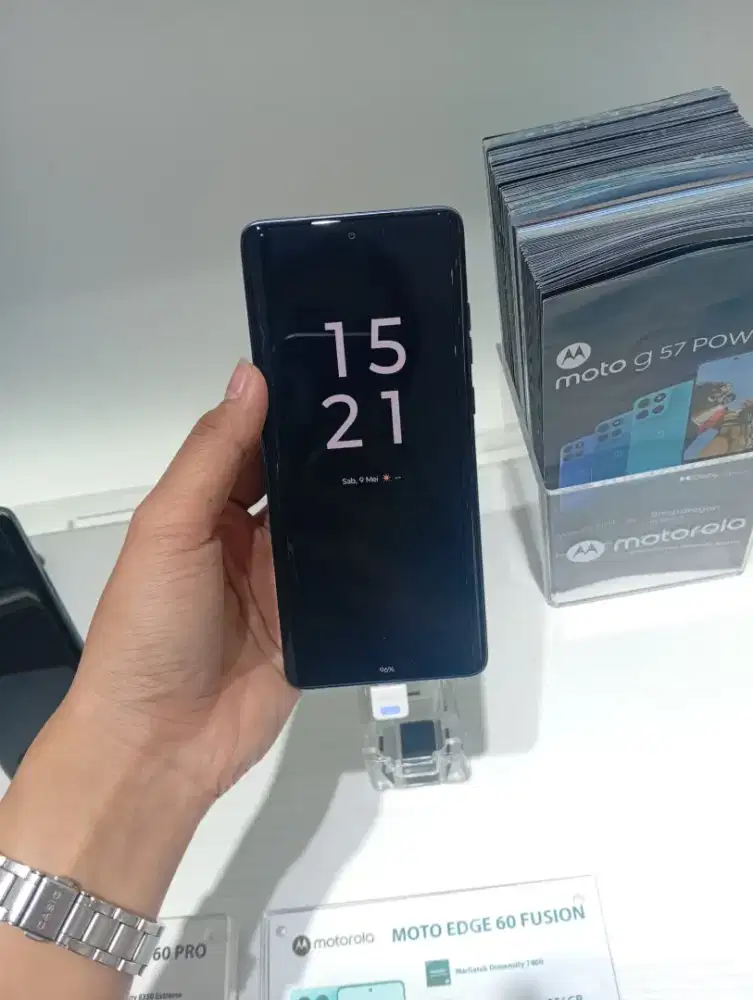 Promo cicilan ringan Moto Edge 60 Fushion