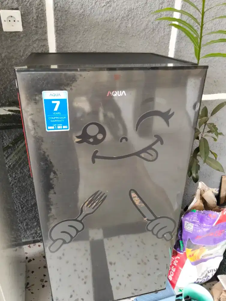 Jual kulkas Aqua nego