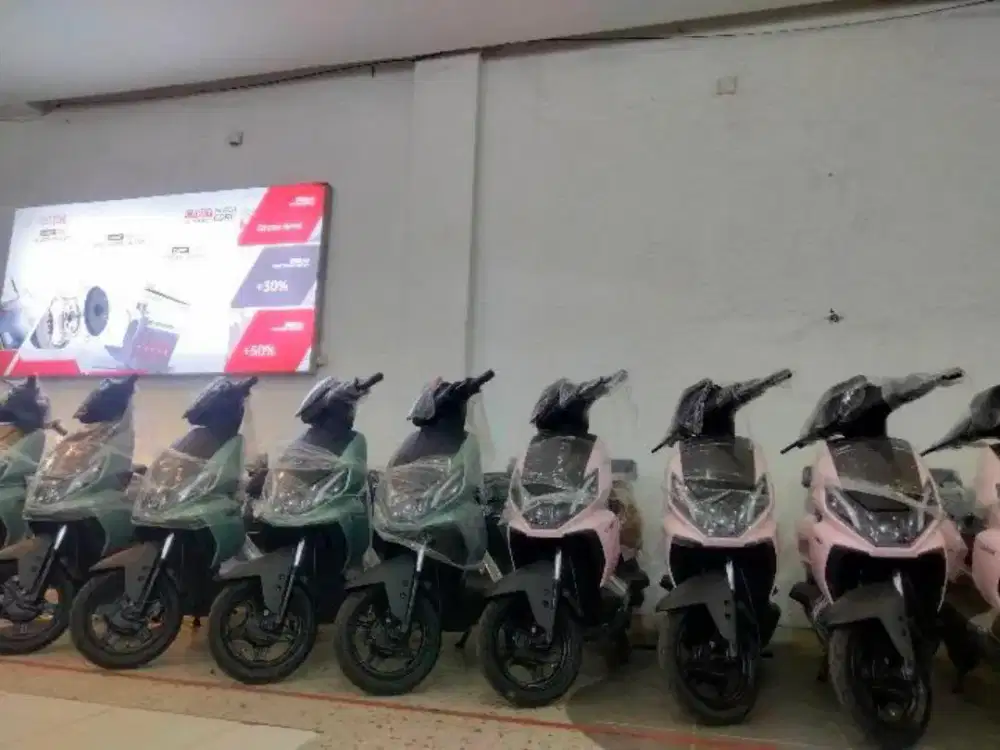 JUAL SEPEDA DAN MOTOR LISTRIK D66A BERBAGAI UNIT ADA SHOWROOM RESMI