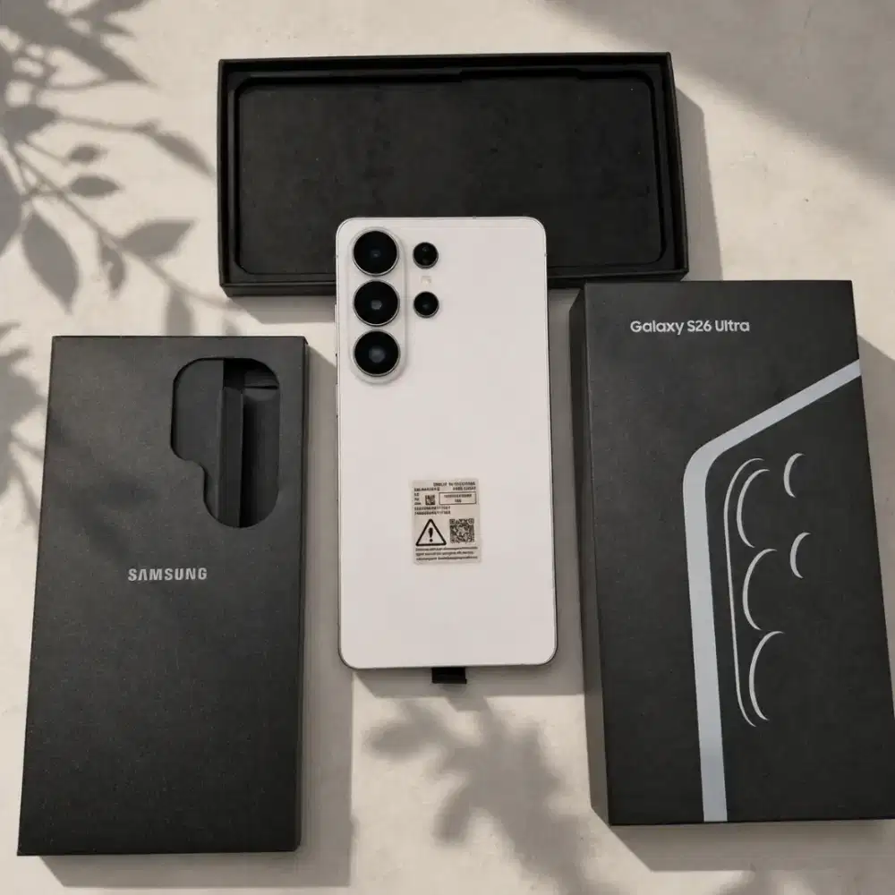 SAMSUNG S26 ULTRA 12/256GB 
Second Rasa Baru, Kondisi Mewah Like New