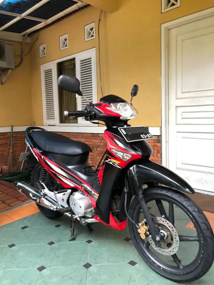 Honda Supra X 125 R ANTIK