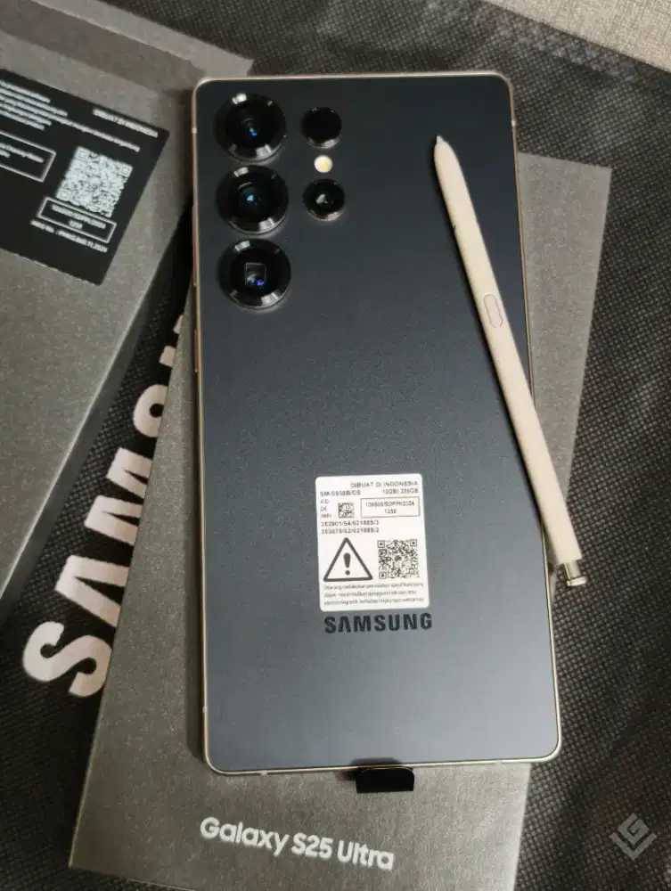 Samsung S25 ultra 5g 12/256 Like new beli 3 minggu