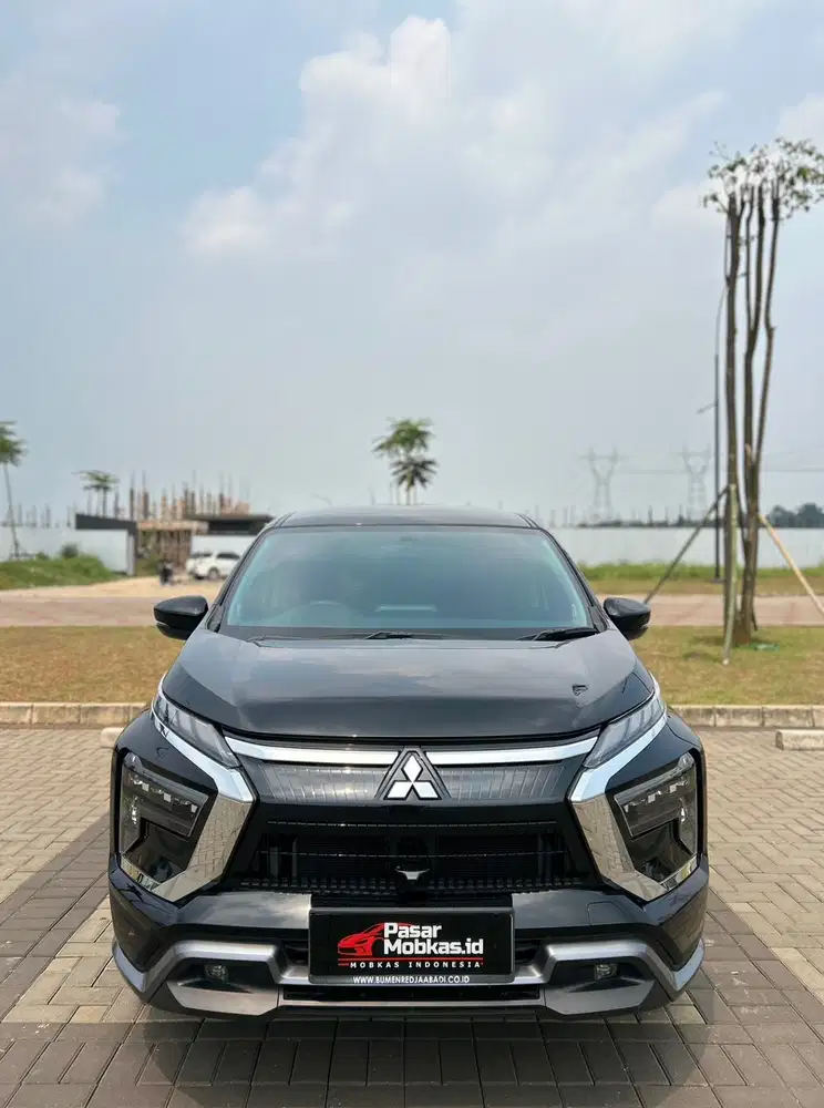 MITSUBISHI XPANDER 1.5 ULTIMATE ( LIKE NEW )