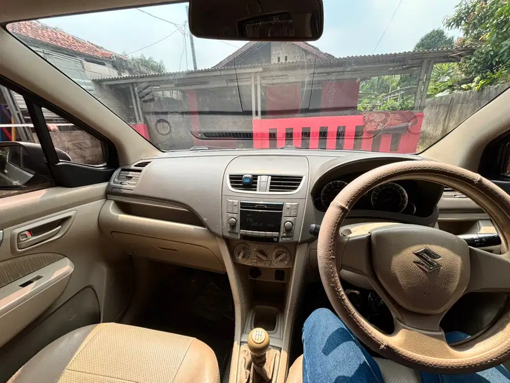 Suzuki Ertiga 2012 Bensin