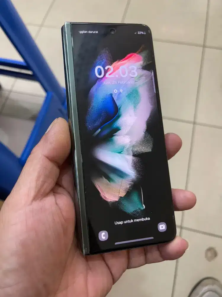 Samsung z fold 3 12/256GB minus