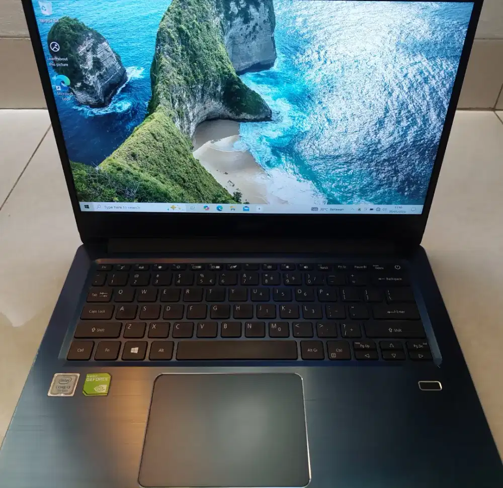 Laptop Acer swift 3 SF314-54G,Core i3-7020U,4/256Gb