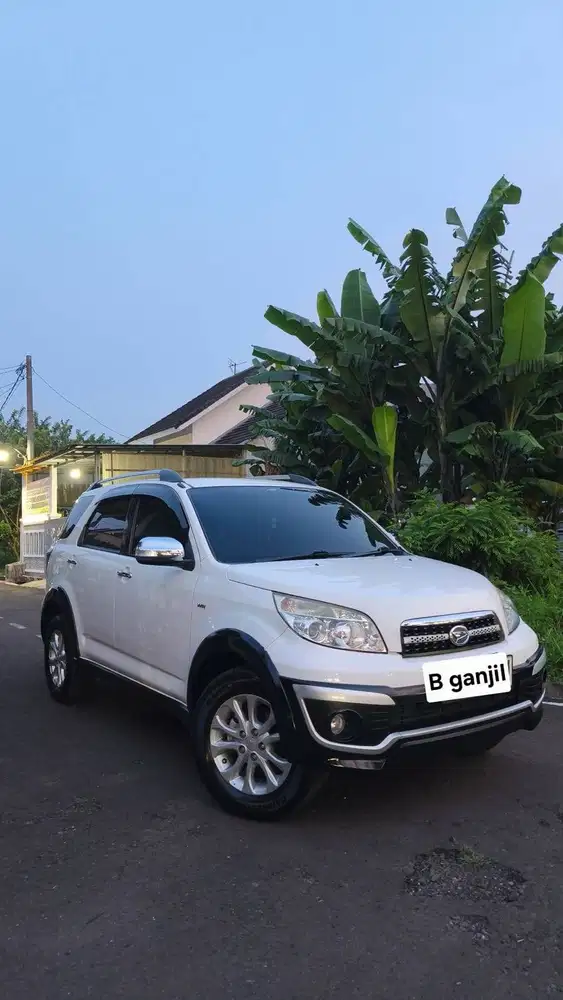 Daihatsu Terios TX AT 2014 Putih (Pemakaian Pribadi)