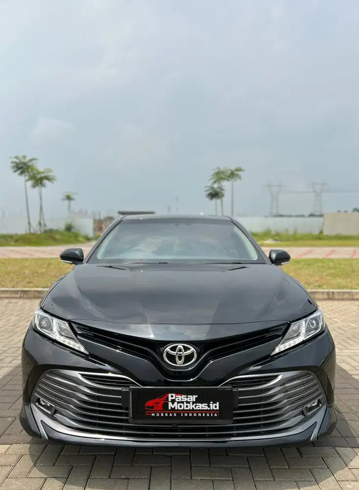 TOYOTA CAMRY 2.5 V ( VERY GOOD CONDITION )