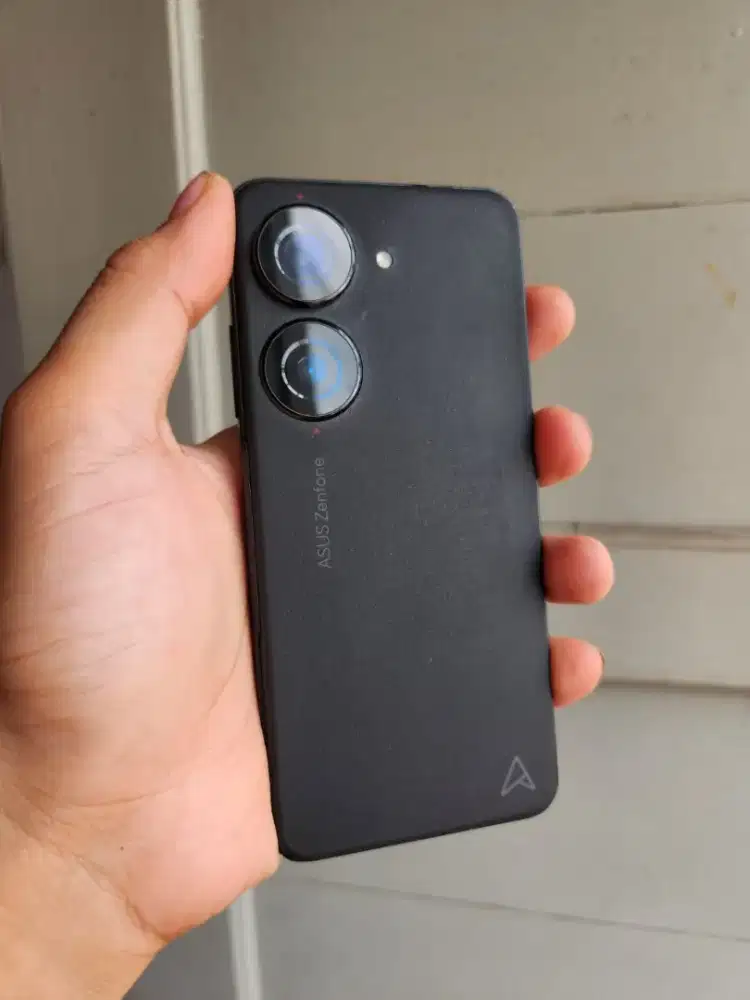 Asus zenfone 10 resmi indonesia