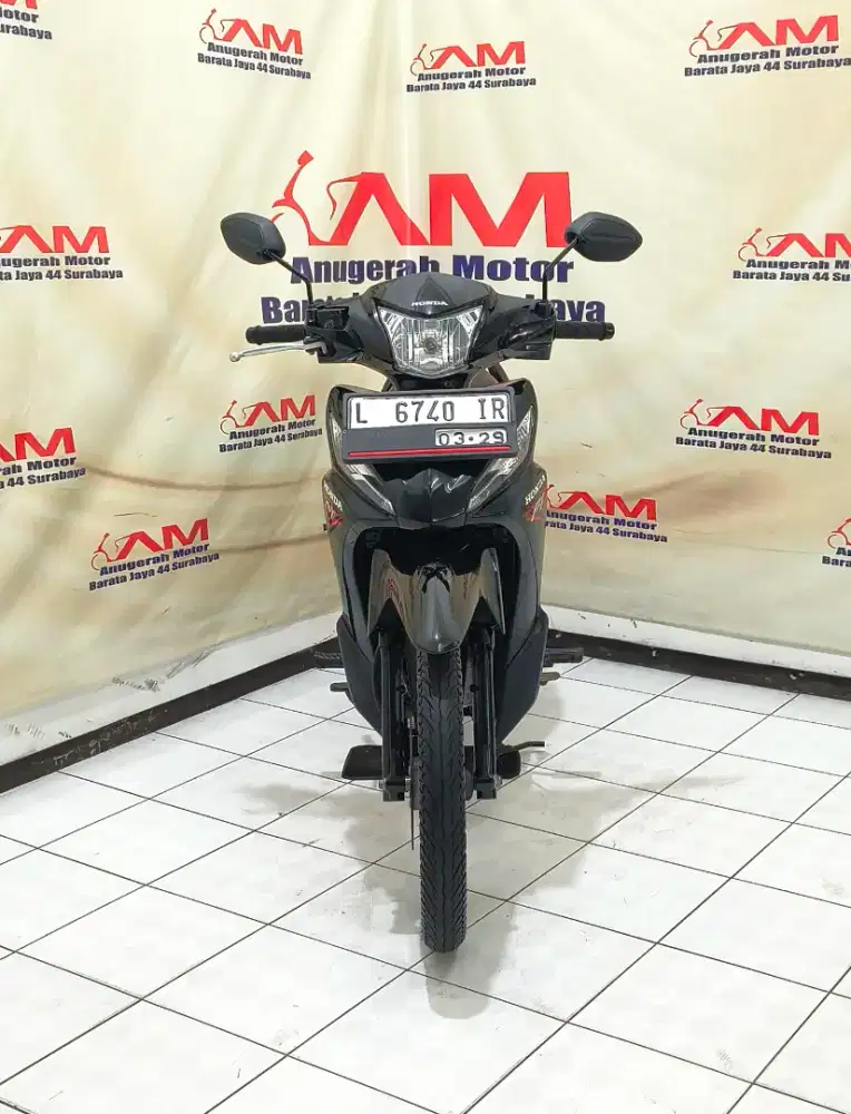 Honda Revo Fit Tahun 2019 warna hitam
