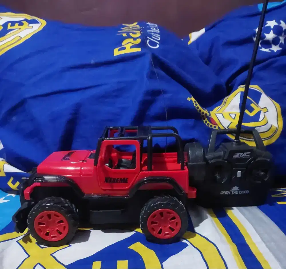 Mobil Remote Control 1:18