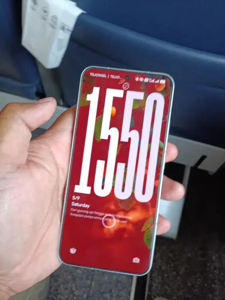 Xiaomi 15 16/528 ( Mi 15 )