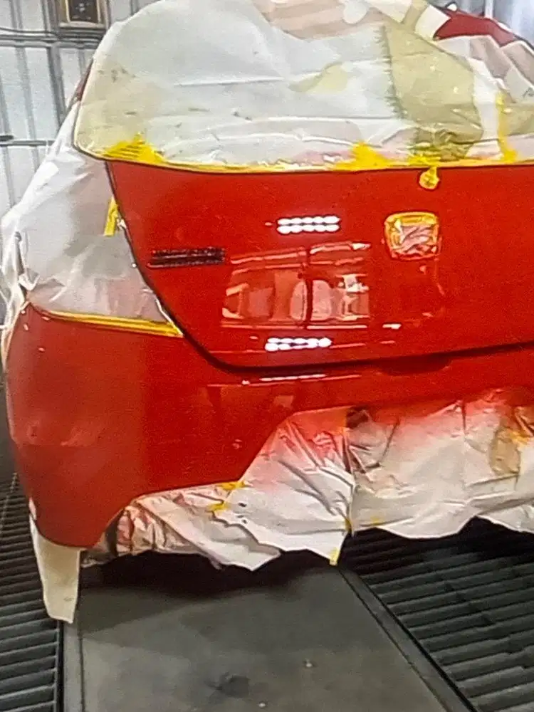 Lowongan di bengkel body repair