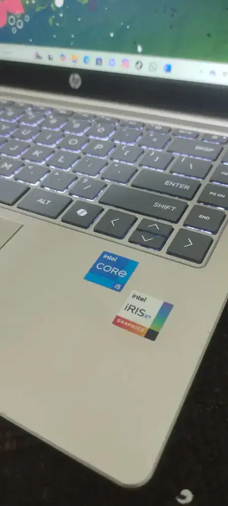 Laptop HP Intel Core i5 Gen13 Ram 16GB VGA Intel Iris Garansi Resmi