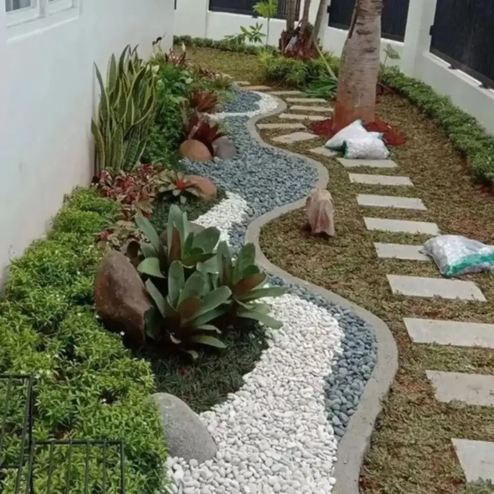 Jasa pembuatan taman bermain taman kering taman minimalis .bonsai #19