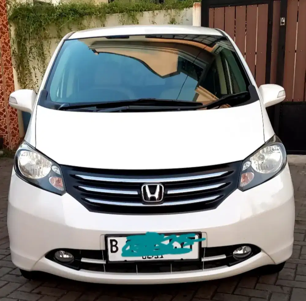 Honda Freed Type E (PSD) 2011 Putih